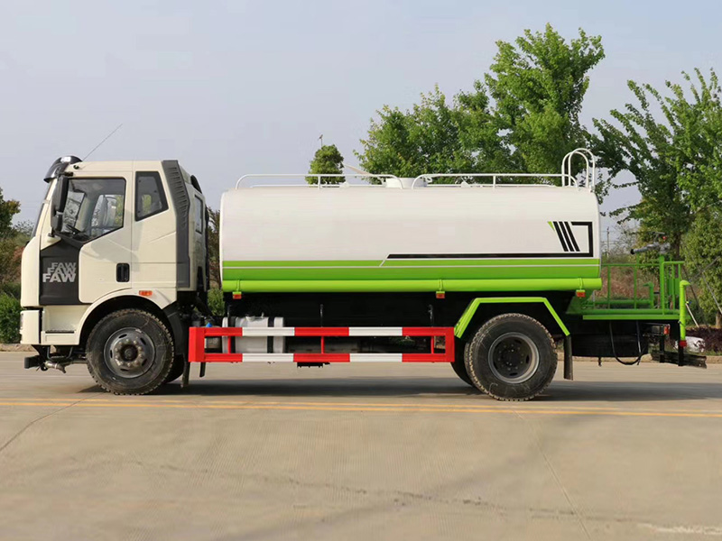 ����15����Ş�ˮ܇