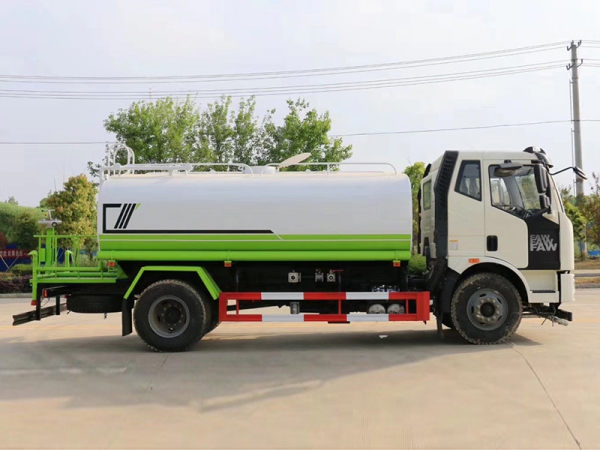 ����15����Ş�ˮ܇