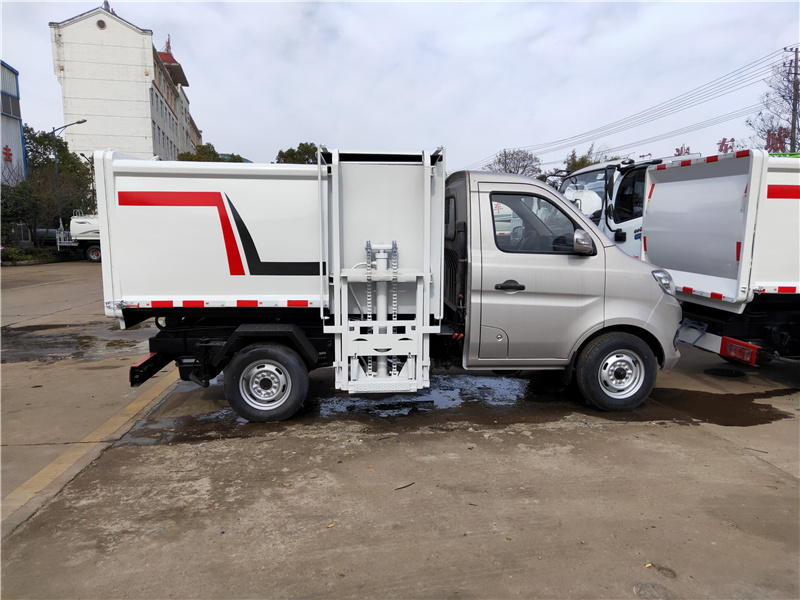 �L(zh��ng)��3����Ͱ����܇(ch��)�����bжʽ����܇(ch��)��